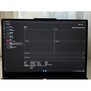 Laptop Gaming Lenovo Legion Pro 5 16ADR10, 16'' WQXGA IPS 240Hz, AMD Ryzen 9 8945HX, 32GB DDR5, 1TB SSD, GeForce RTX 5070 8GB, WIN 11 PRO, Eclipse Black, resigilat
